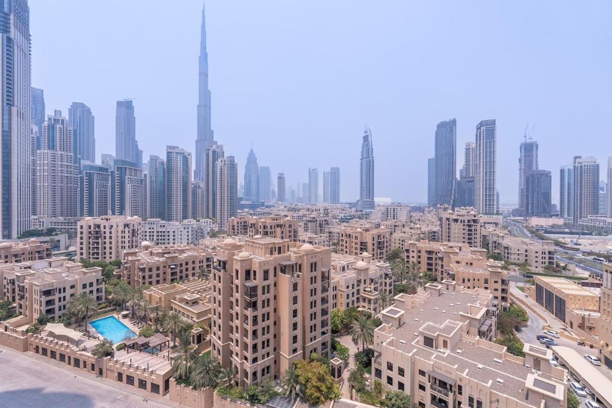 Cool 4-Bedroom Apartment With Burj Views At Bellevue Tower In Downtown Dubai Eksteriør bilde